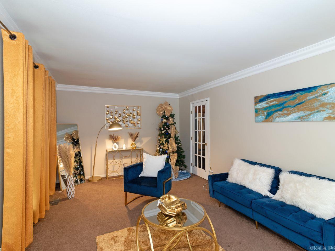 PLYMOUTH PARK - Residential