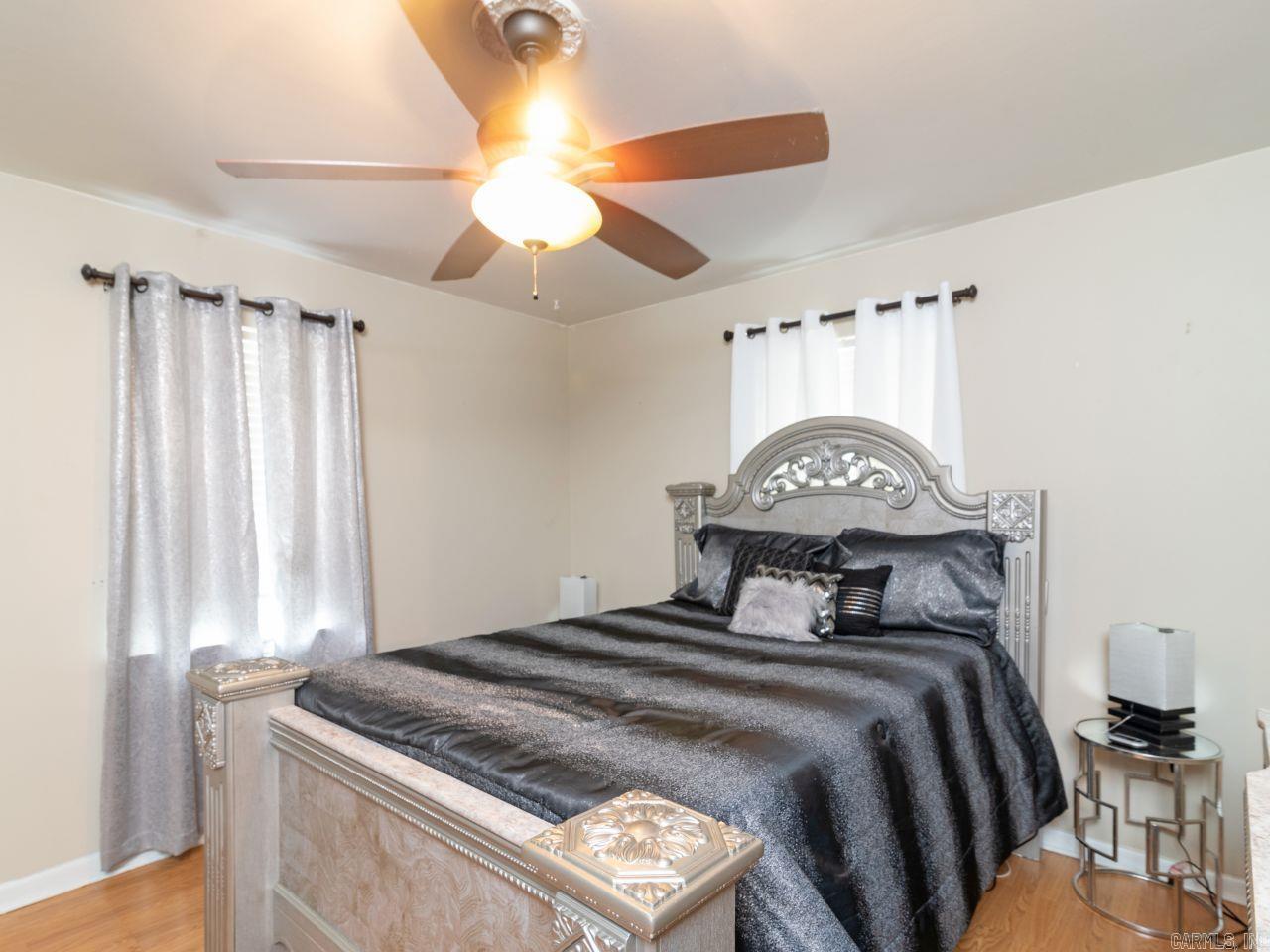 PLYMOUTH PARK - Residential