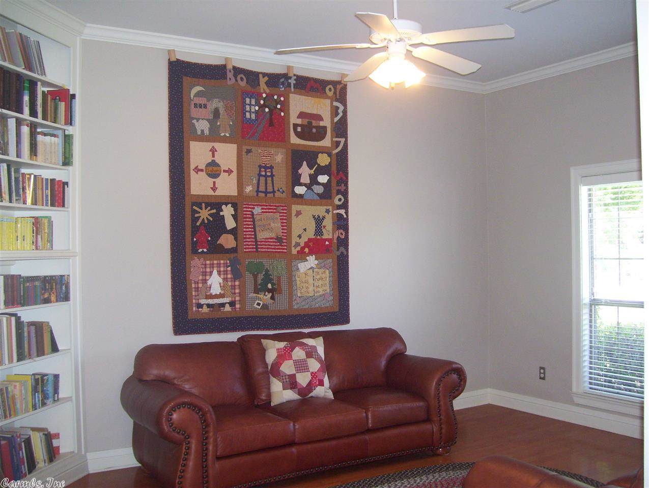 COUNTRY CLUB OF ARK THE - Residential