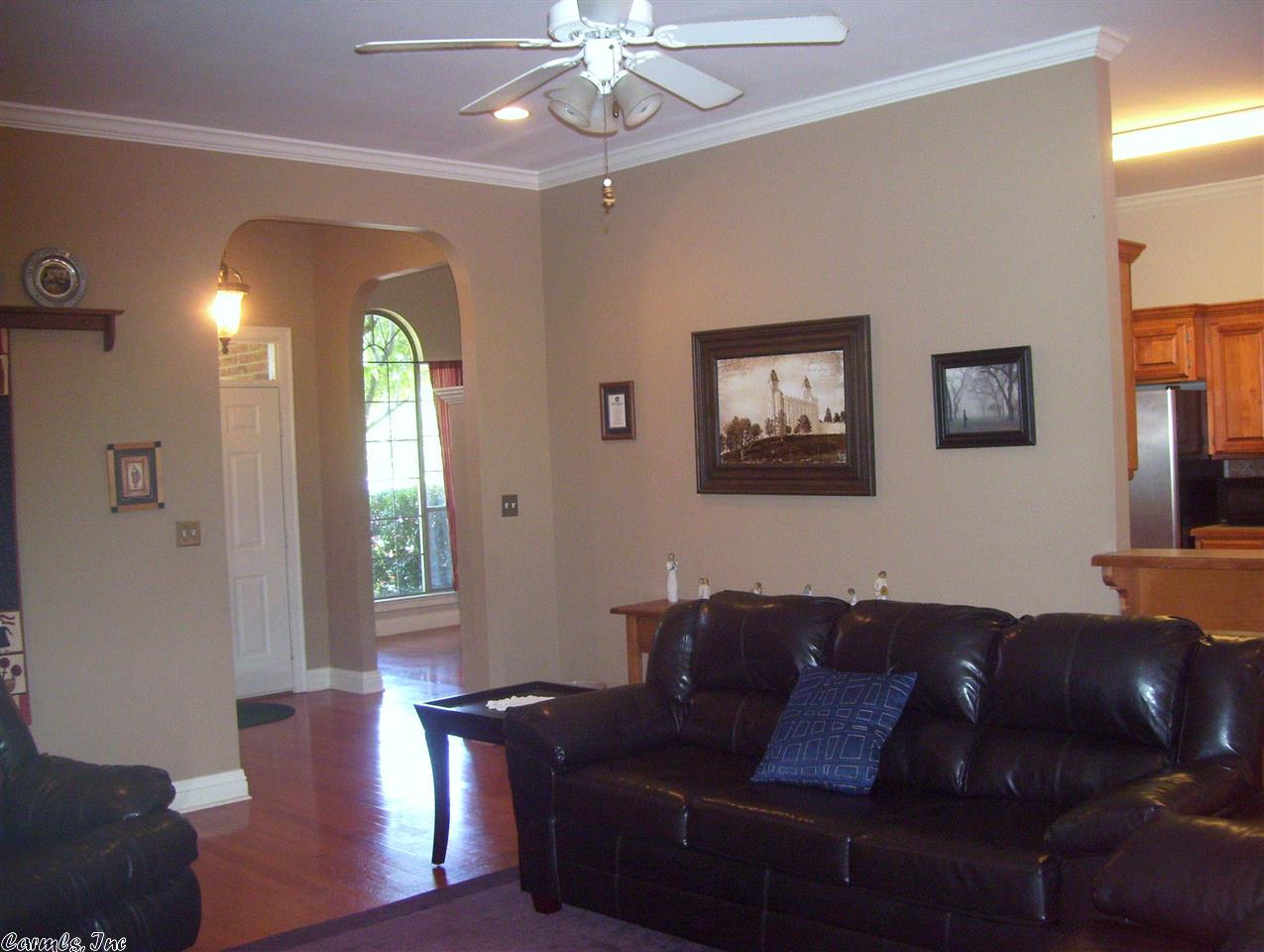 COUNTRY CLUB OF ARK THE - Residential