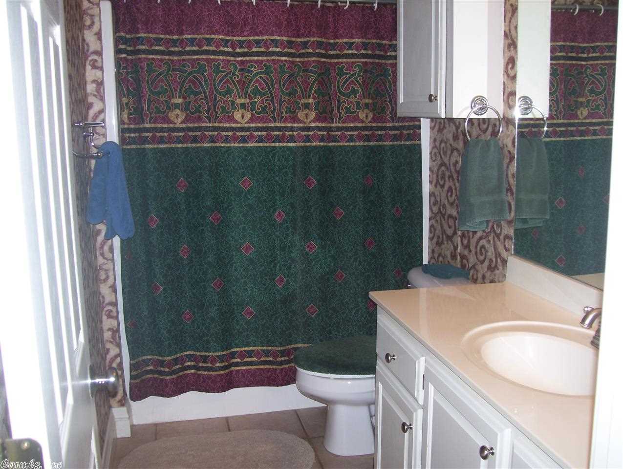 COUNTRY CLUB OF ARK THE - Residential