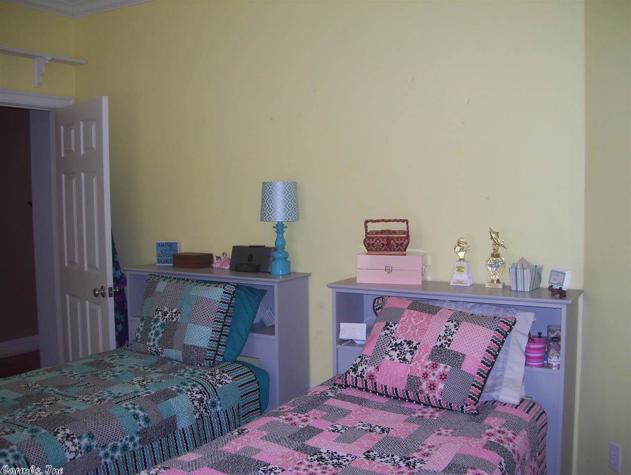 COUNTRY CLUB OF ARK THE - Residential