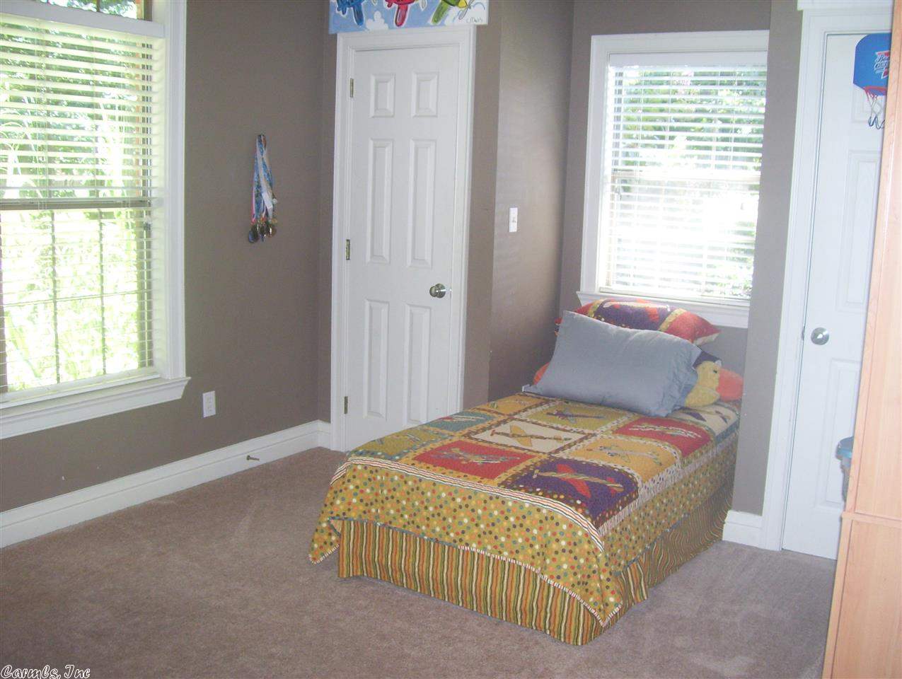 COUNTRY CLUB OF ARK THE - Residential