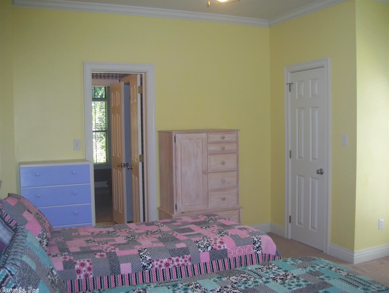 COUNTRY CLUB OF ARK THE - Residential