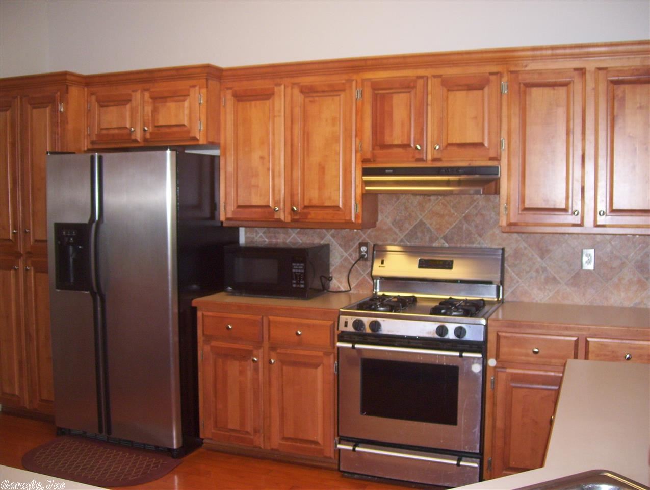 COUNTRY CLUB OF ARK THE - Residential