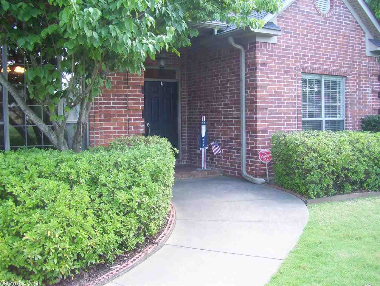 COUNTRY CLUB OF ARK THE - Residential