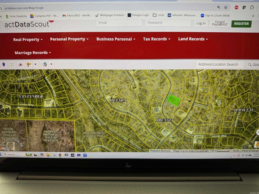 VERY NICE LOCATION...JUST MINUTES FROM CORONADO FITNESS CENTER...TENNIS...GOLF AND LAKE CORONADO...MAKE ARRANGEMENTS WITH YOUR REALTOR, AND IF YOU DON'T HAVE ONE, CALL THE LISTING AGENT...    PLEASE READ AGENTS REMARKS...