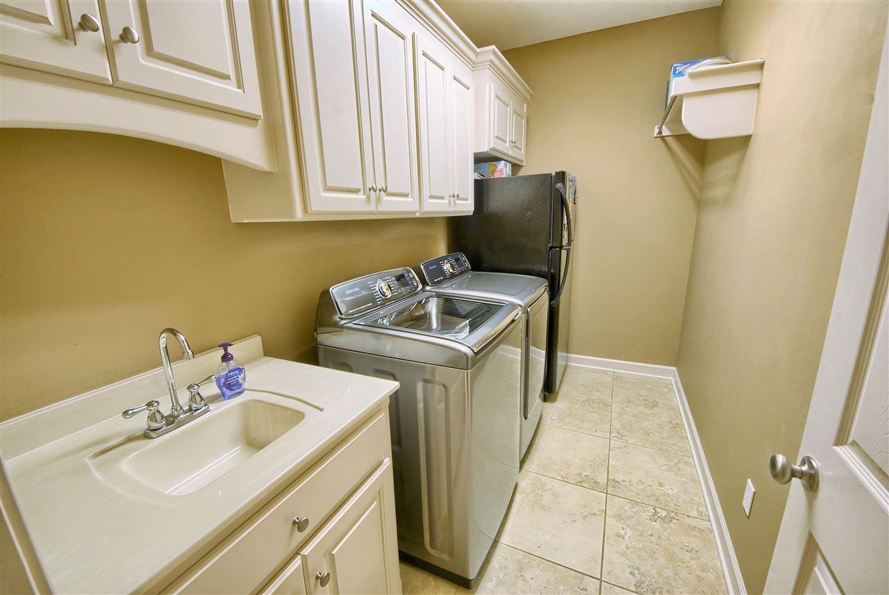 MAUMELLE VALLEY ESTATES - Residential