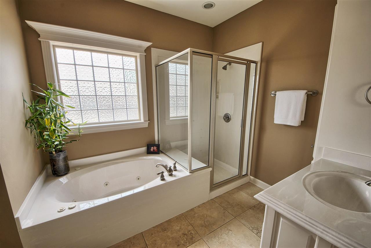 MAUMELLE VALLEY ESTATES - Residential