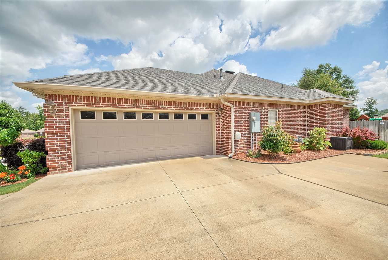 MAUMELLE VALLEY ESTATES - Residential