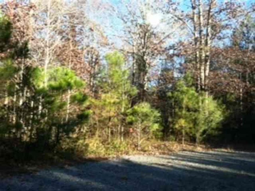 Beautiful & secluded 10 acres in East End/Sheridan school district. Only 15 minutes to downtown Little Rock.