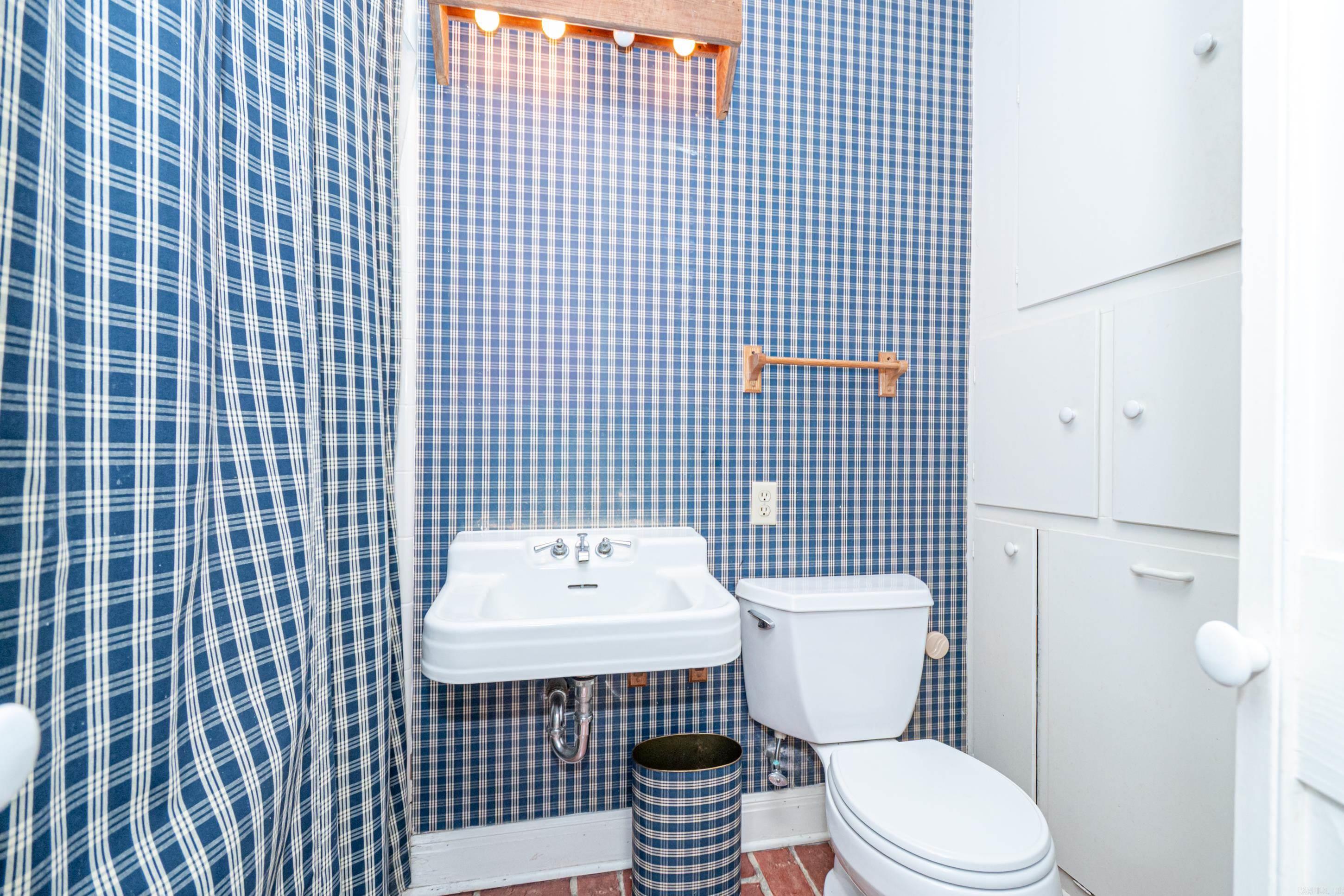 Mellors 4th - Residential