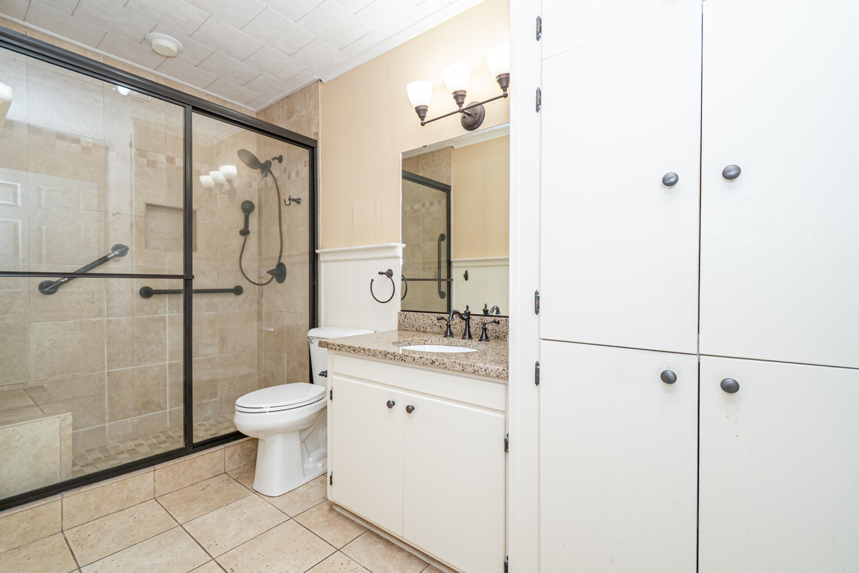 Mellors 4th - Residential