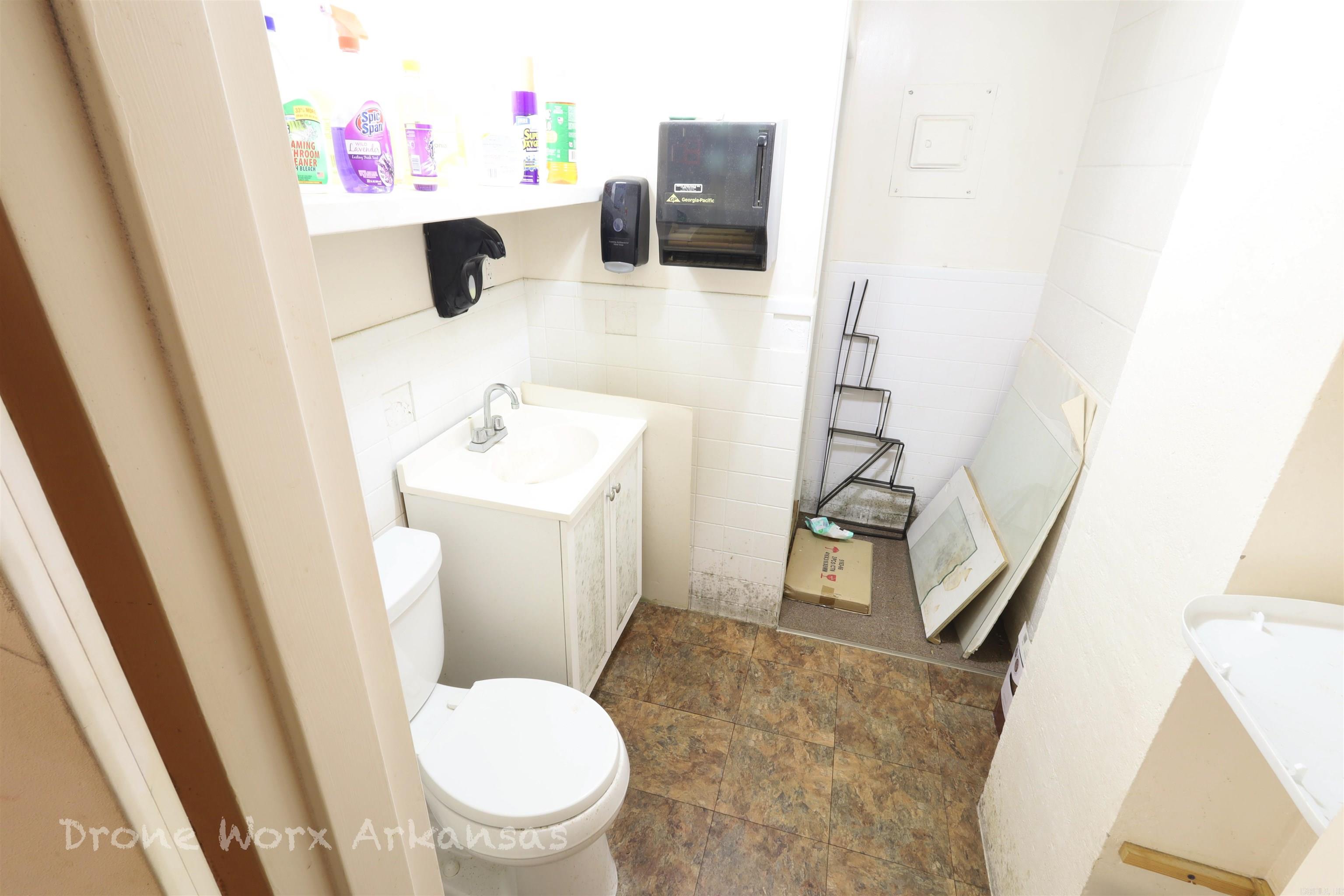 Marshall - Commercial Sale