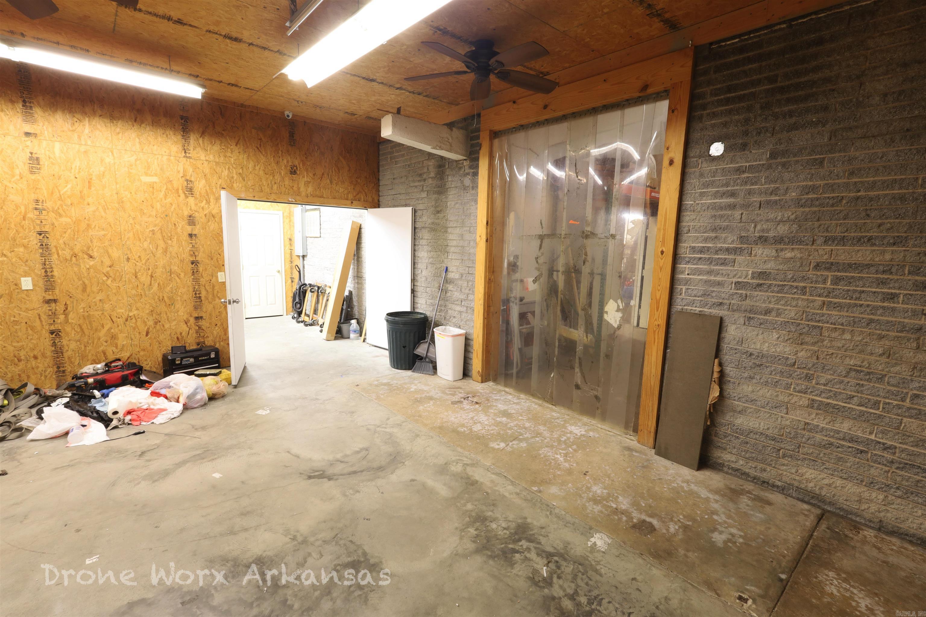 Marshall - Commercial Sale