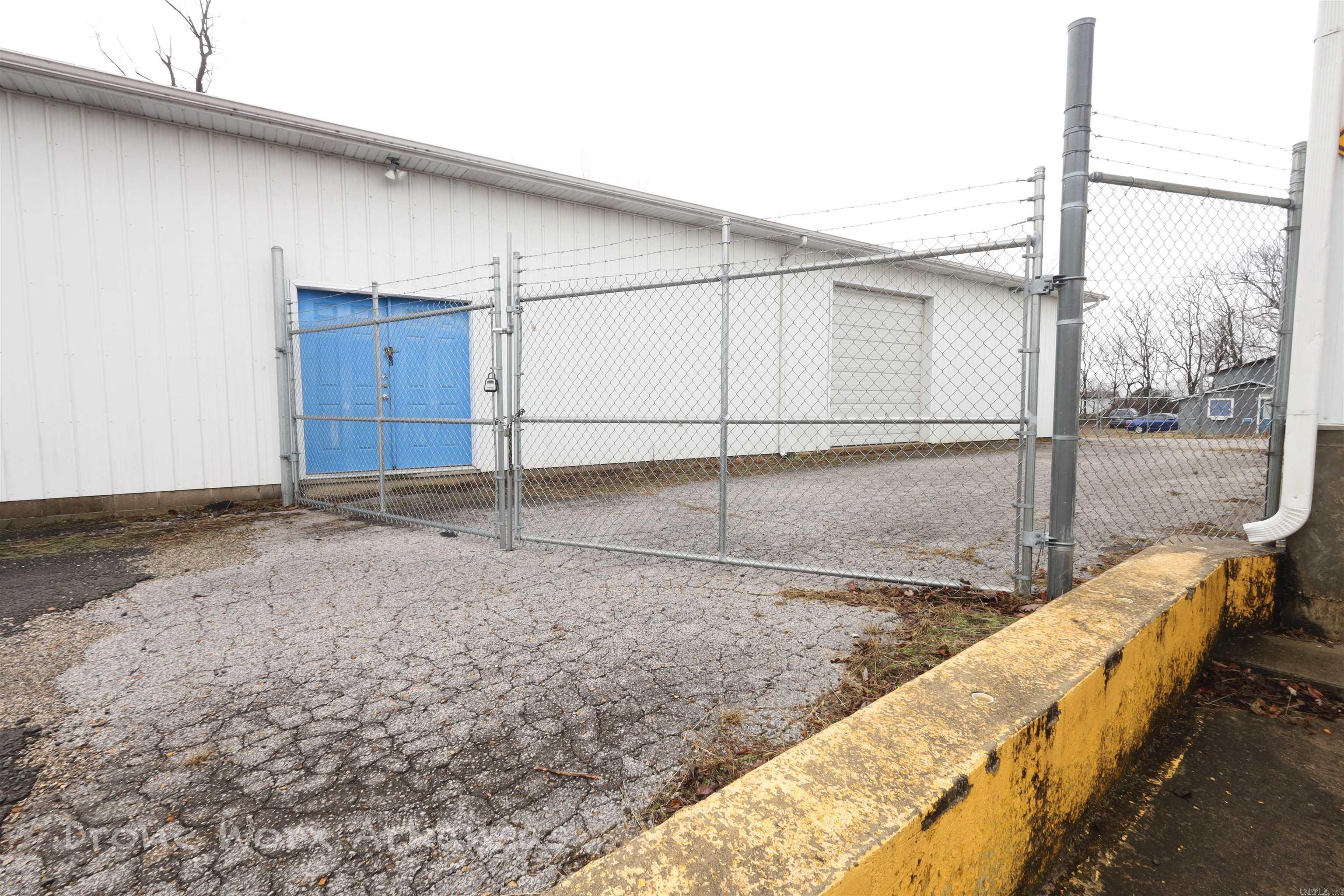 Marshall - Commercial Sale