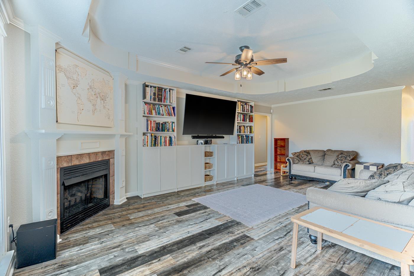 BASE MEADOWS ADDN - Residential