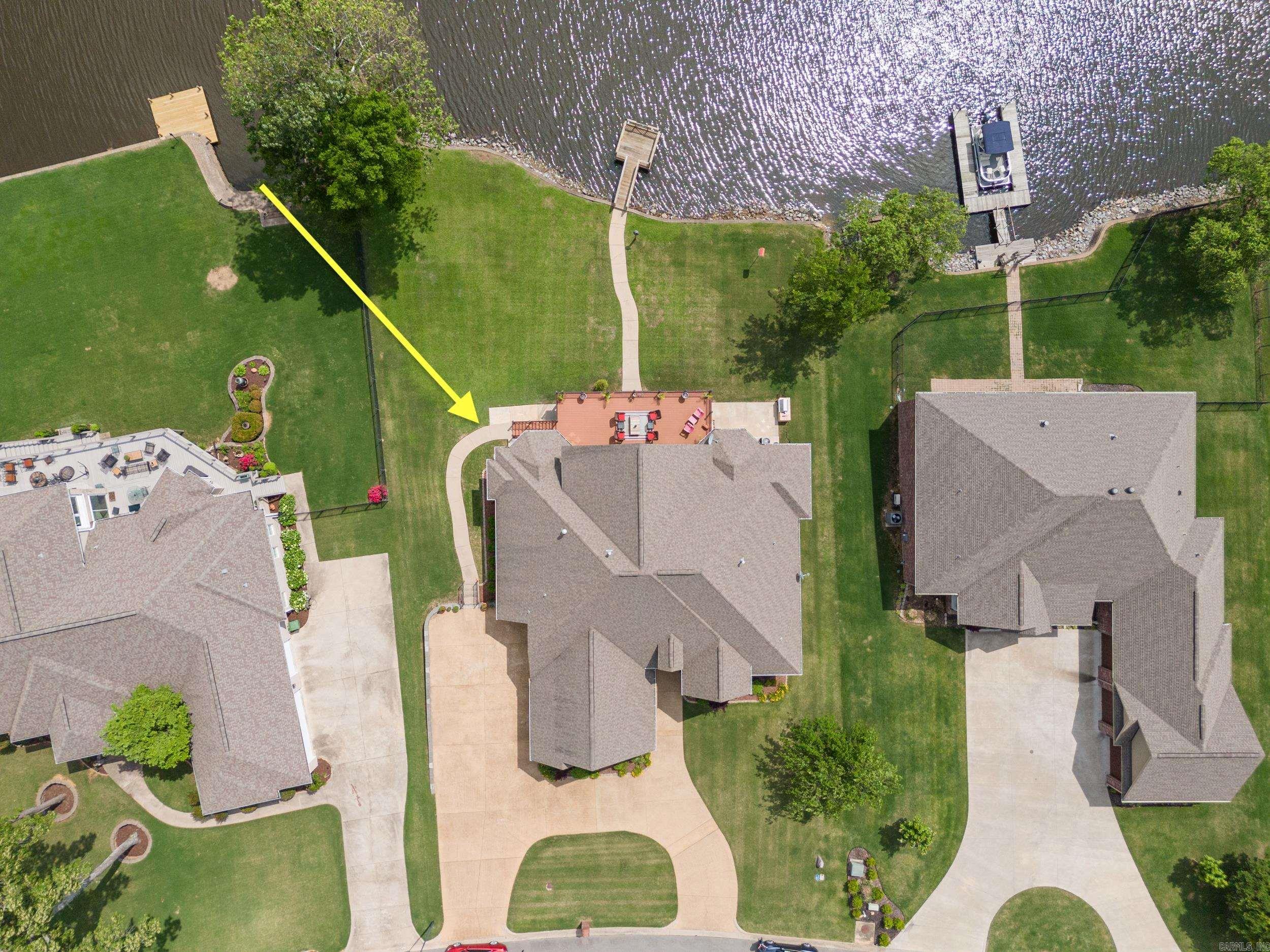 HURRICANE LAKE EST - Residential