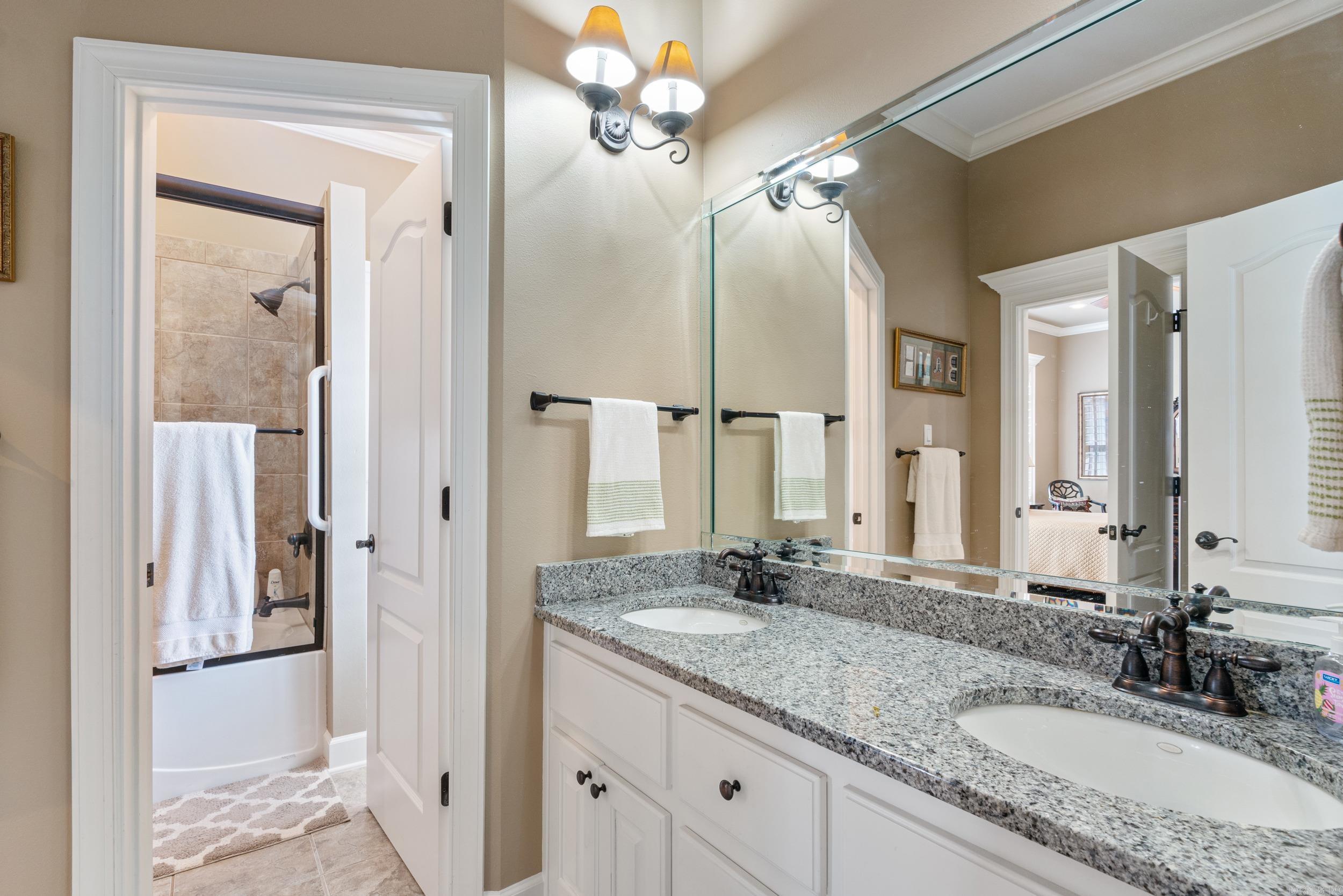 HURRICANE LAKE EST - Residential