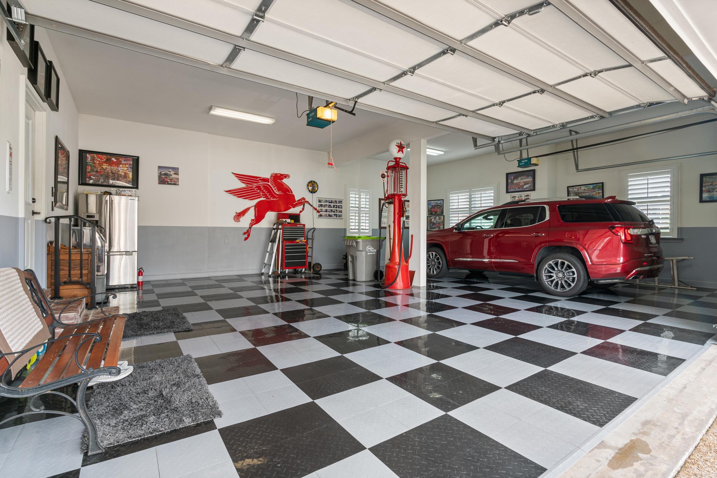 HURRICANE LAKE EST - Residential