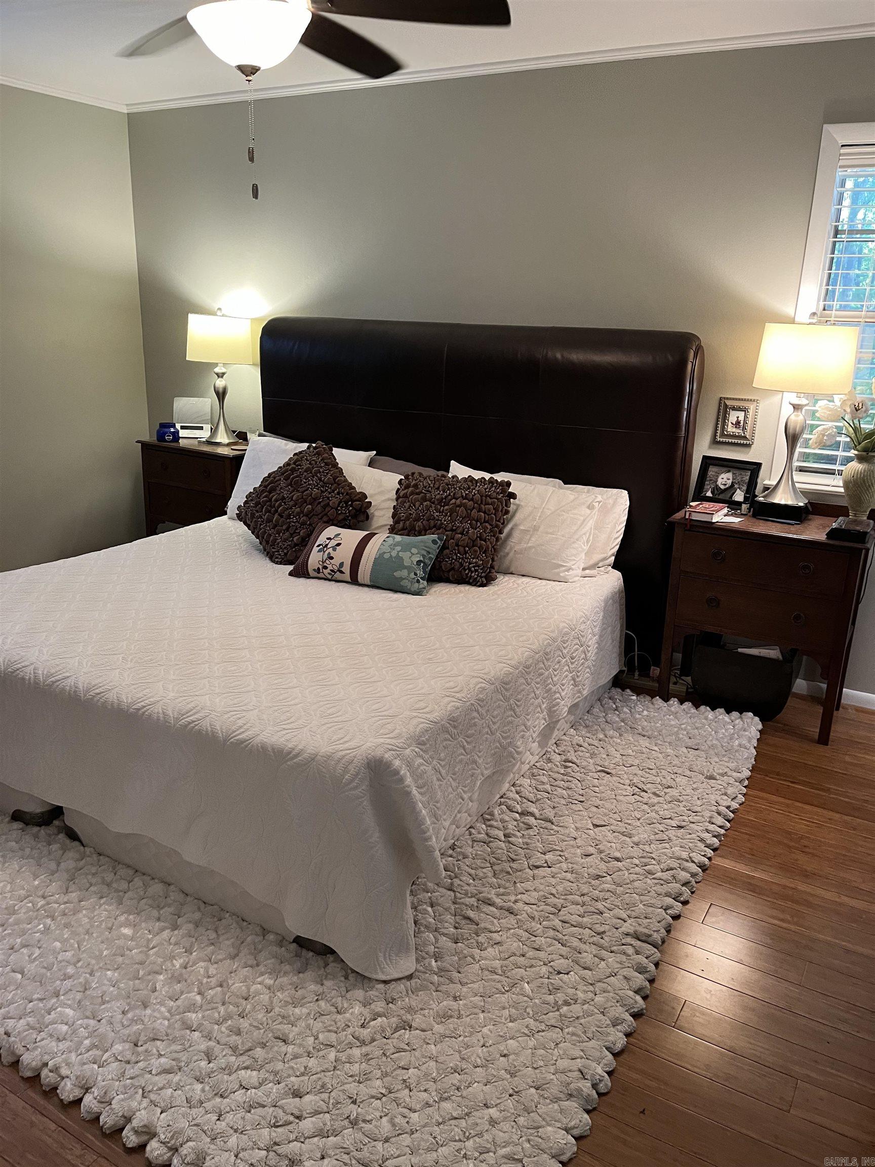 LEAWOOD HEIGHTS - Residential