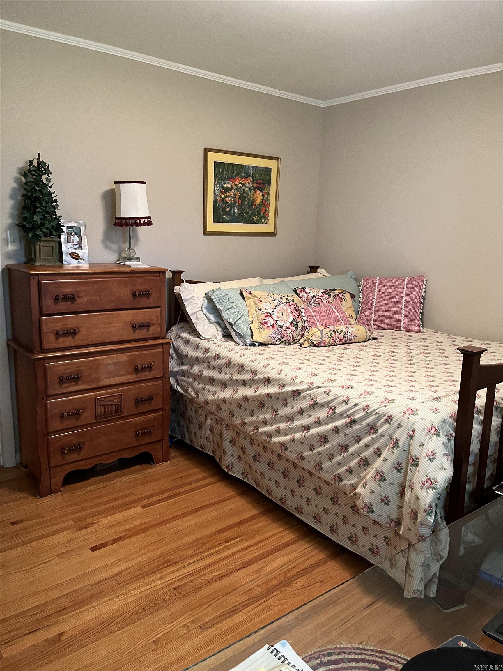 LEAWOOD HEIGHTS - Residential