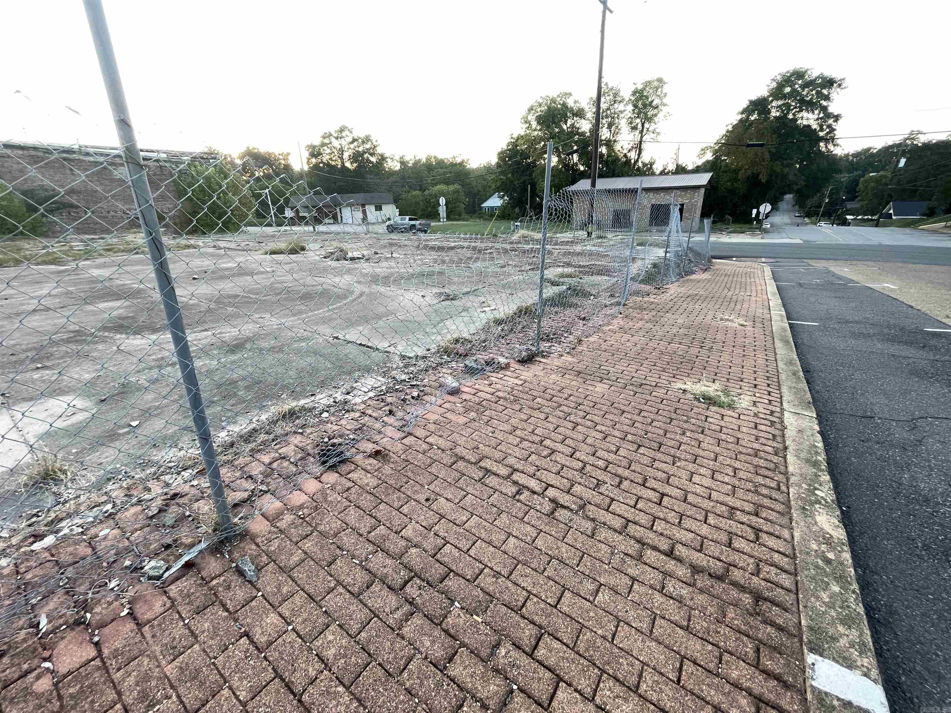 W L BRADLEY ADDN - Commercial Sale