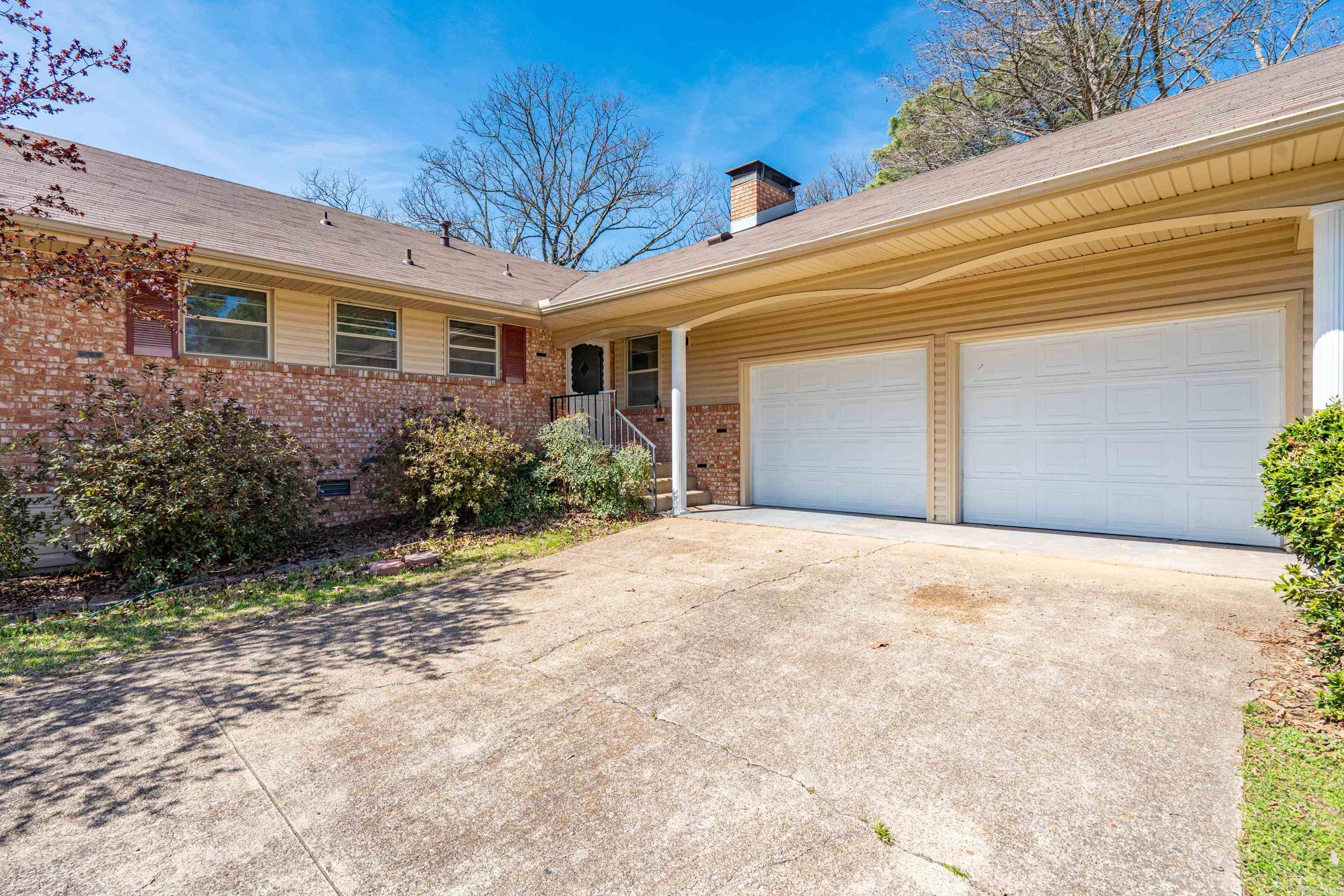 WOODCREST - Residential