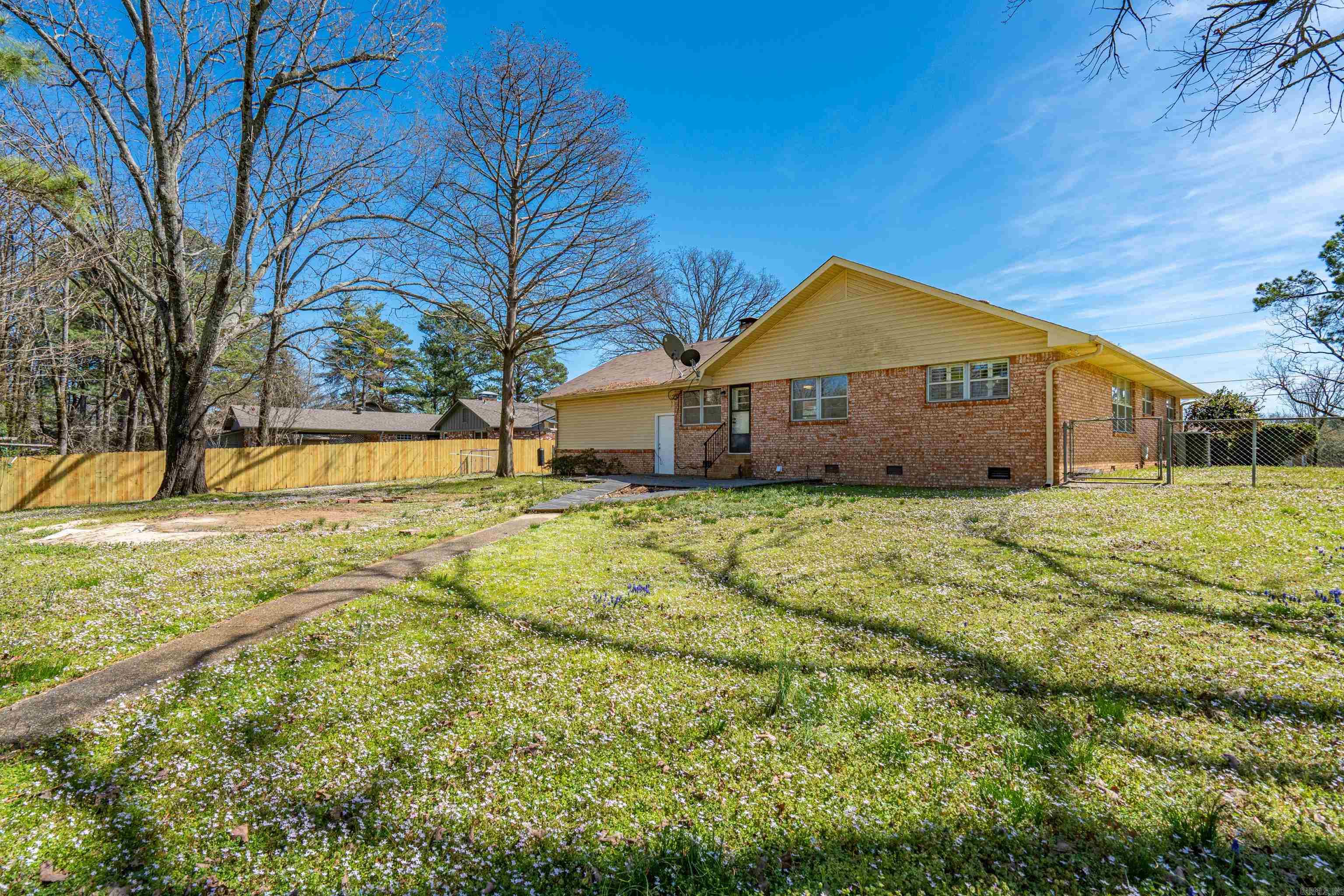 WOODCREST - Residential