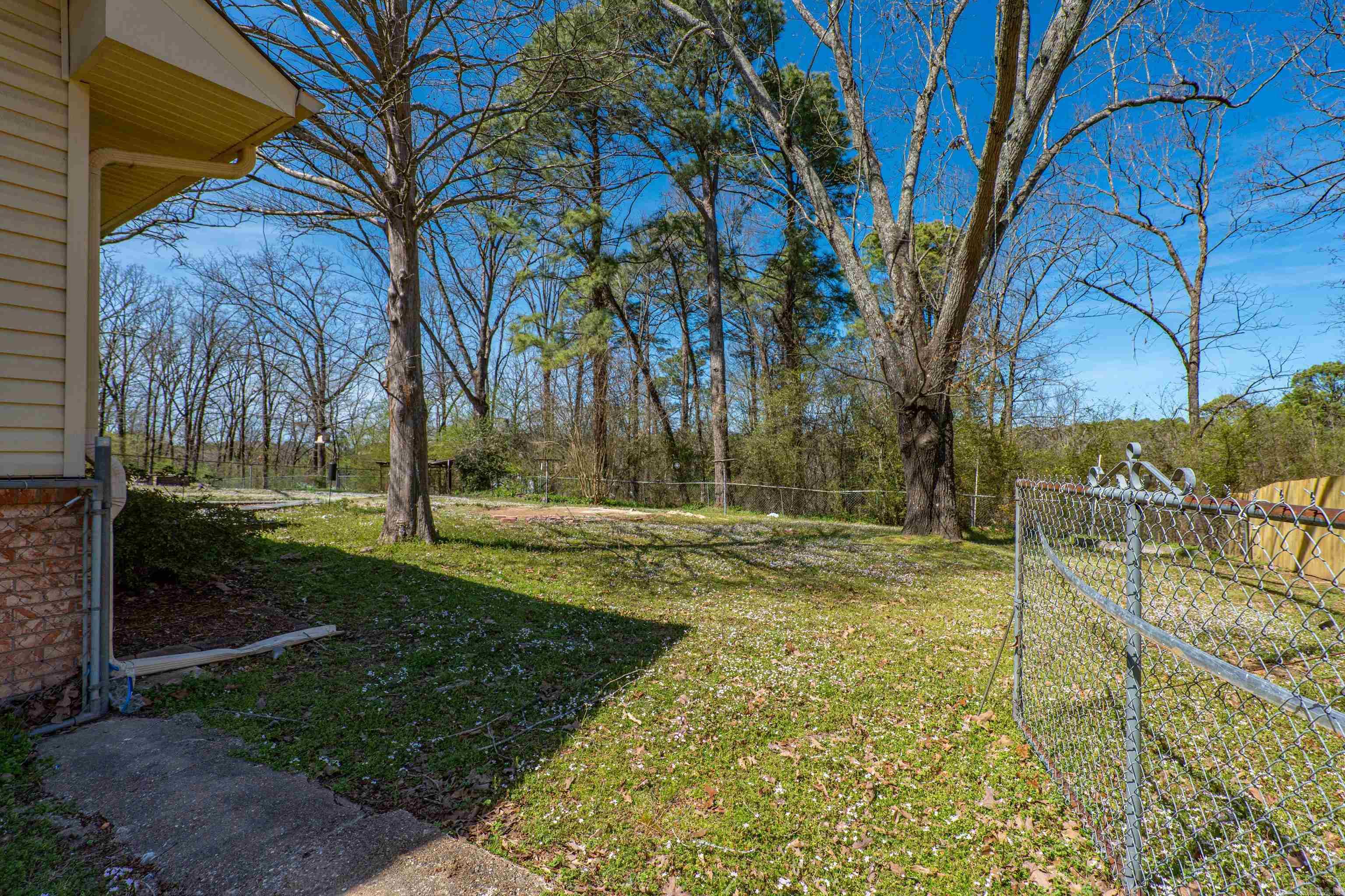 WOODCREST - Residential