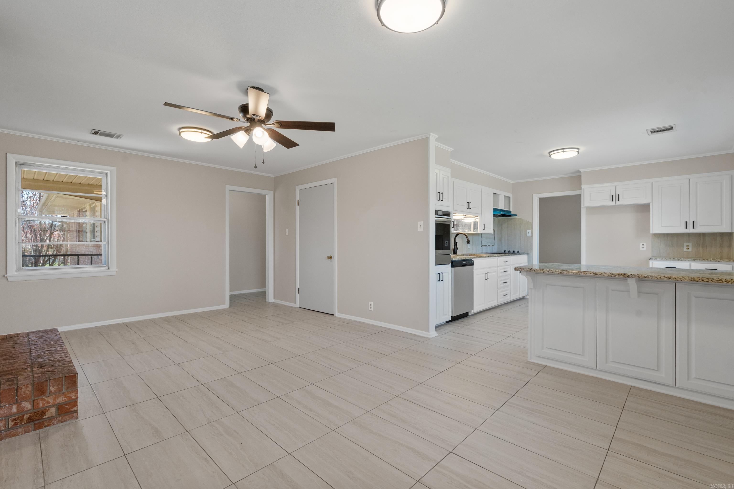 WOODCREST - Residential