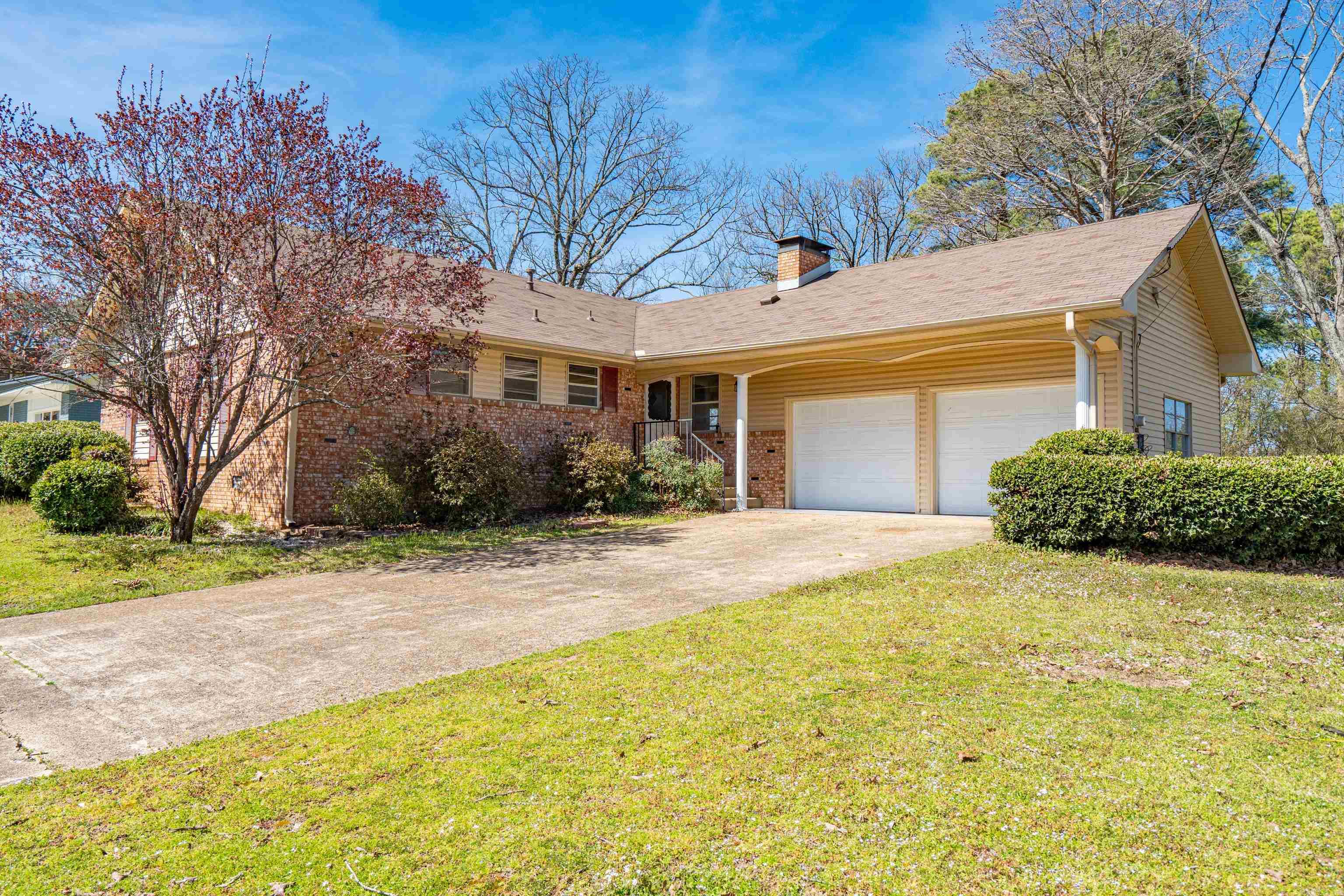 WOODCREST - Residential