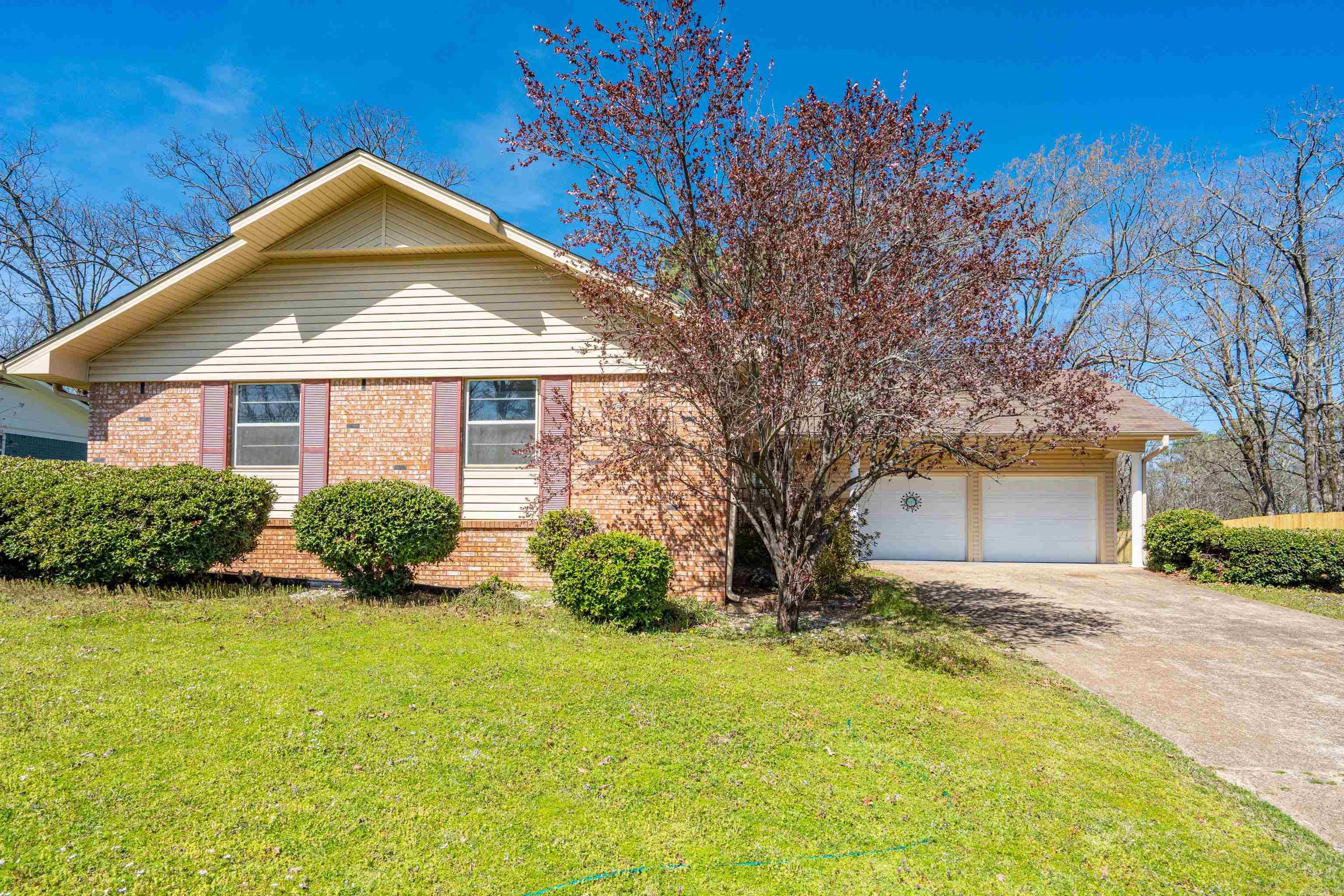 WOODCREST - Residential