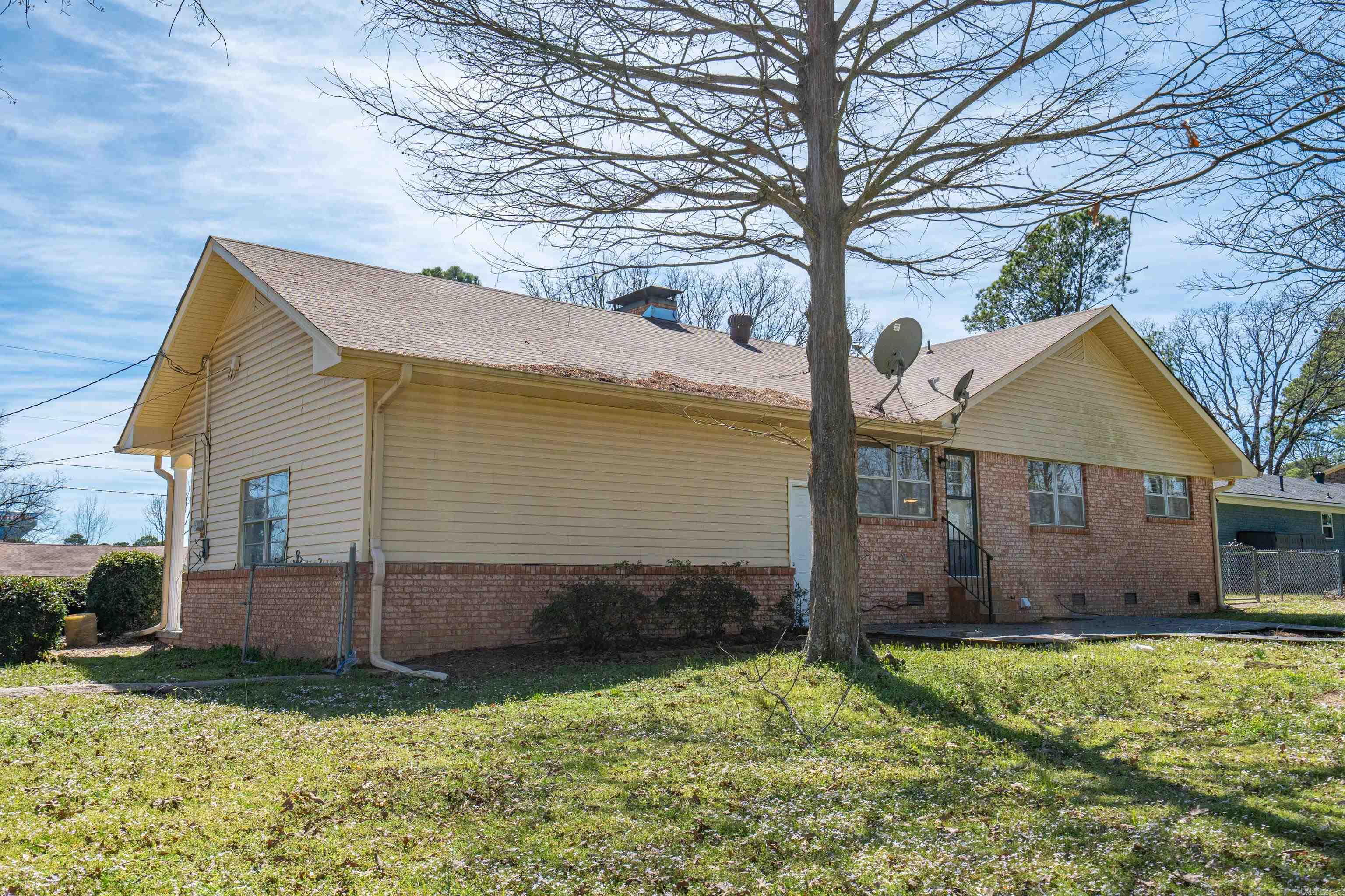 WOODCREST - Residential