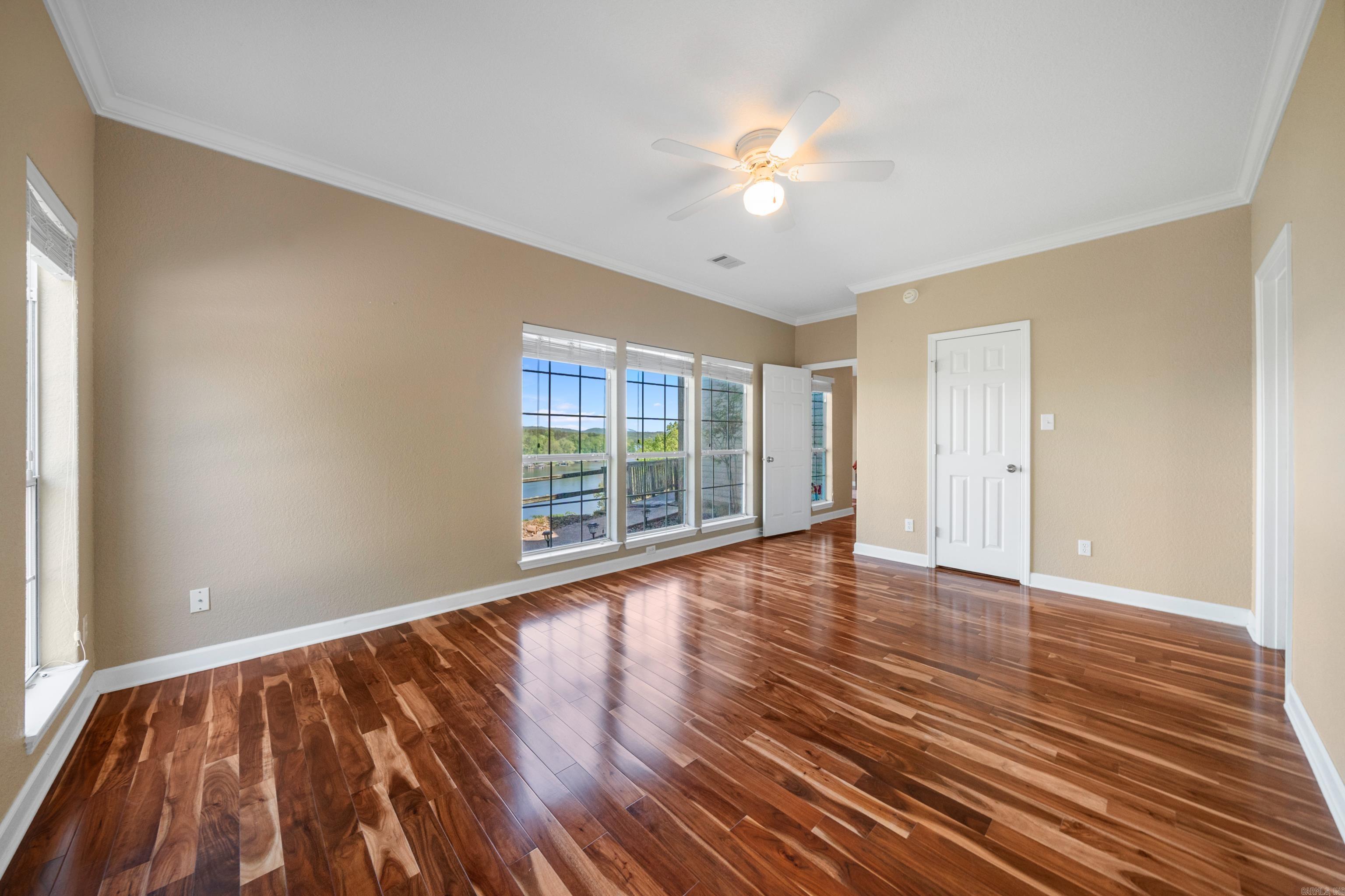 VISTA VILLAS - Residential