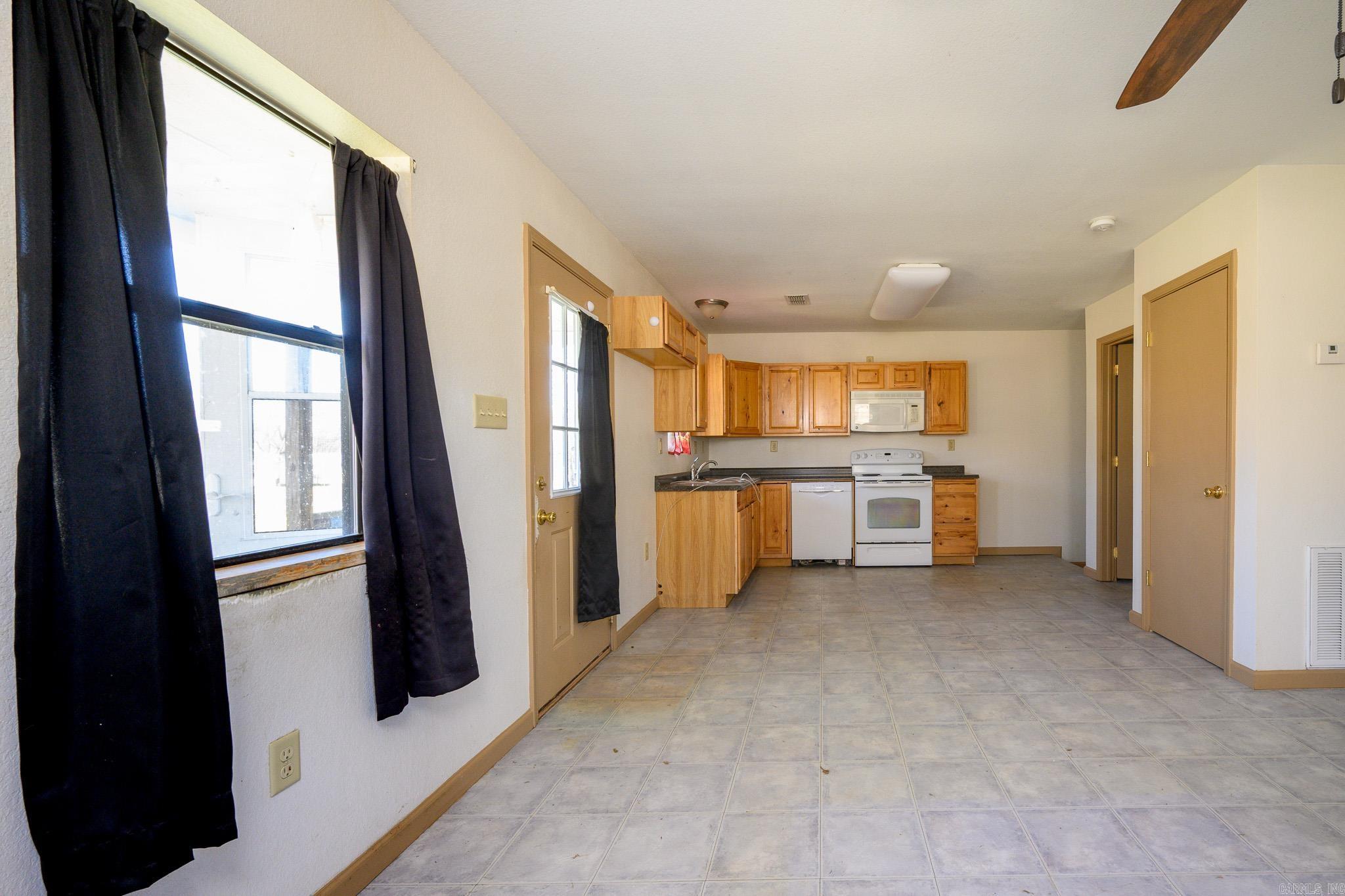 MENA ORIGINAL - Residential