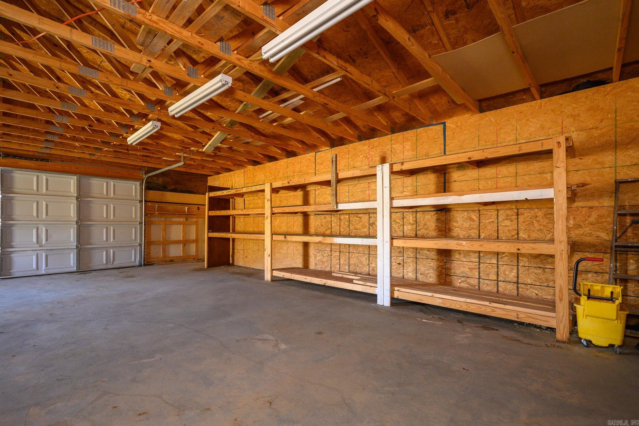 MENA ORIGINAL - Residential