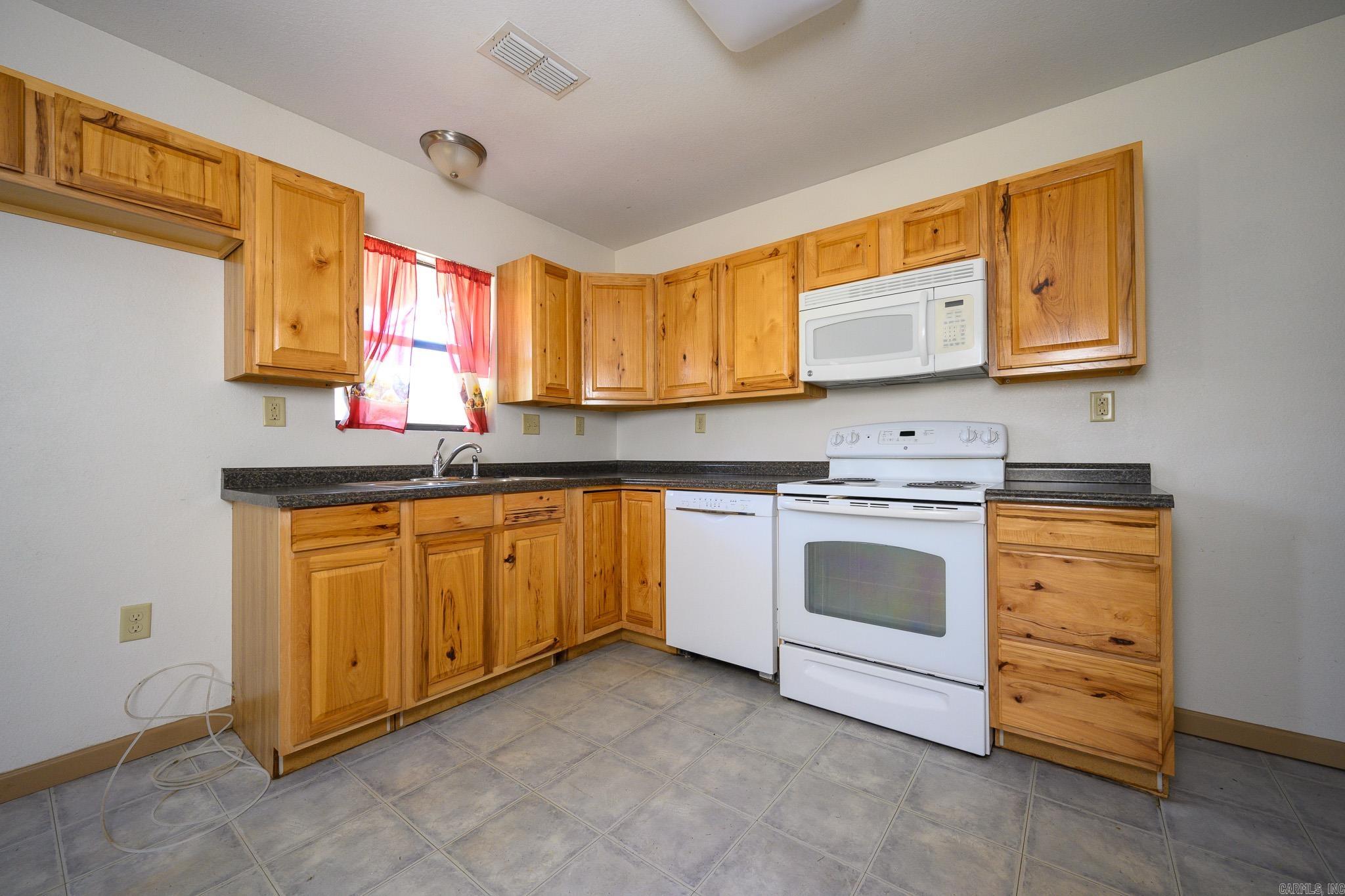 MENA ORIGINAL - Residential