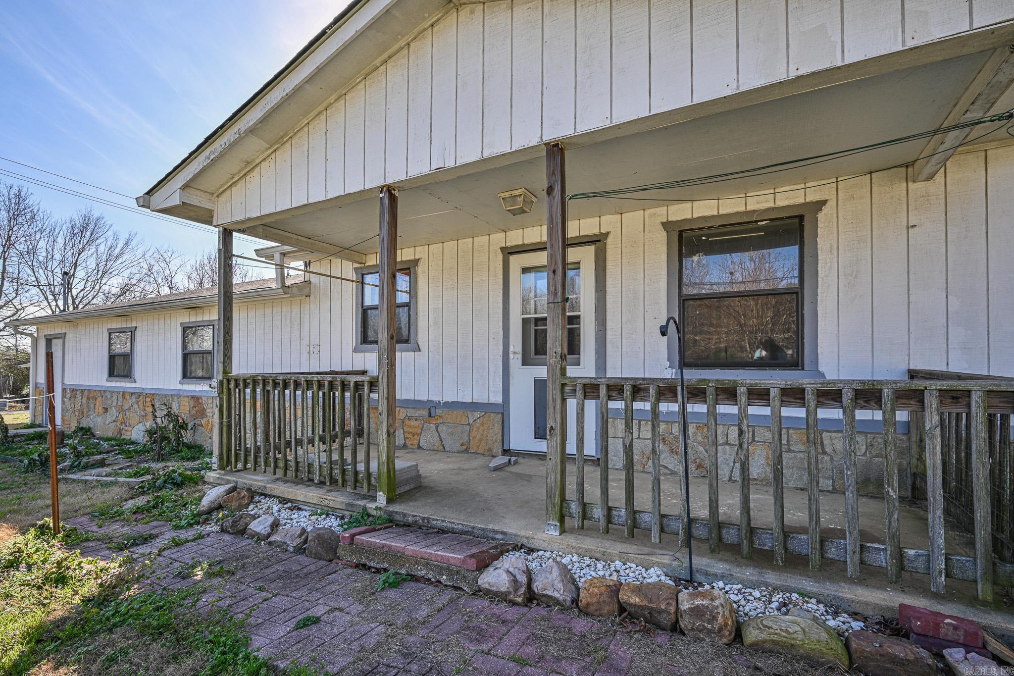 MENA ORIGINAL - Residential