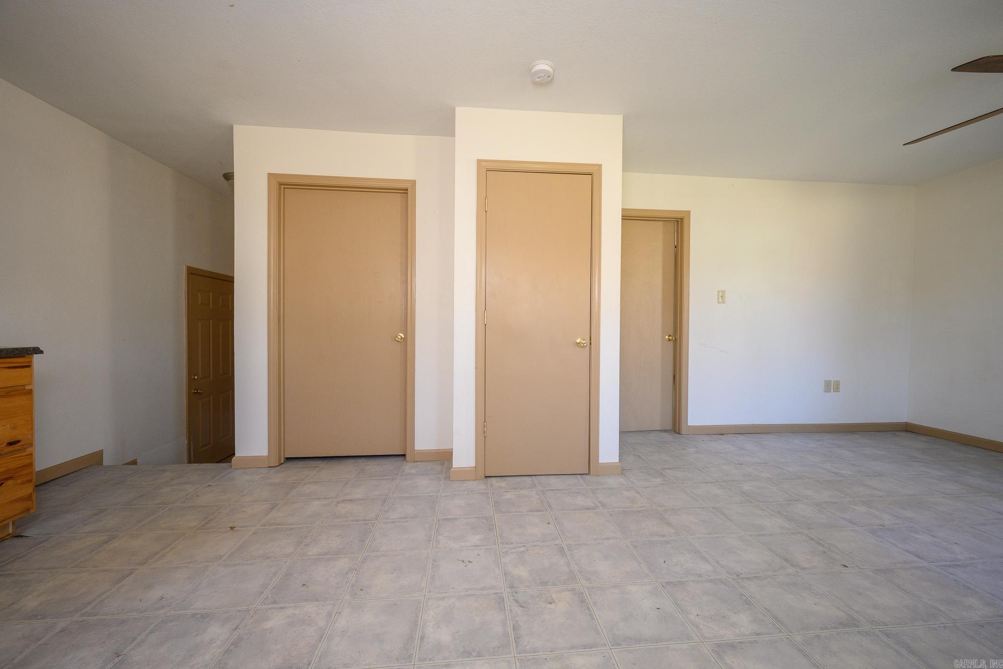 MENA ORIGINAL - Residential