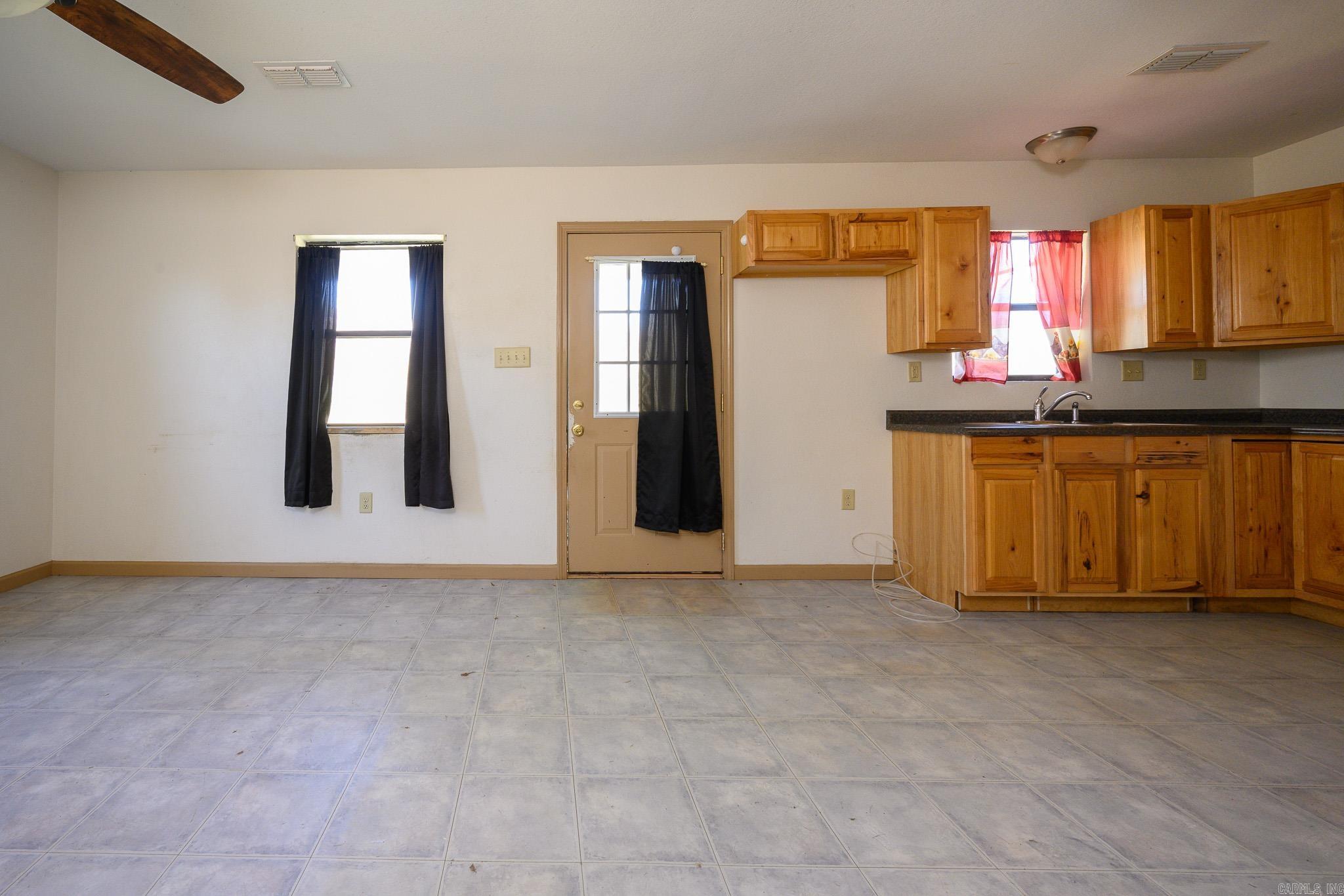 MENA ORIGINAL - Residential