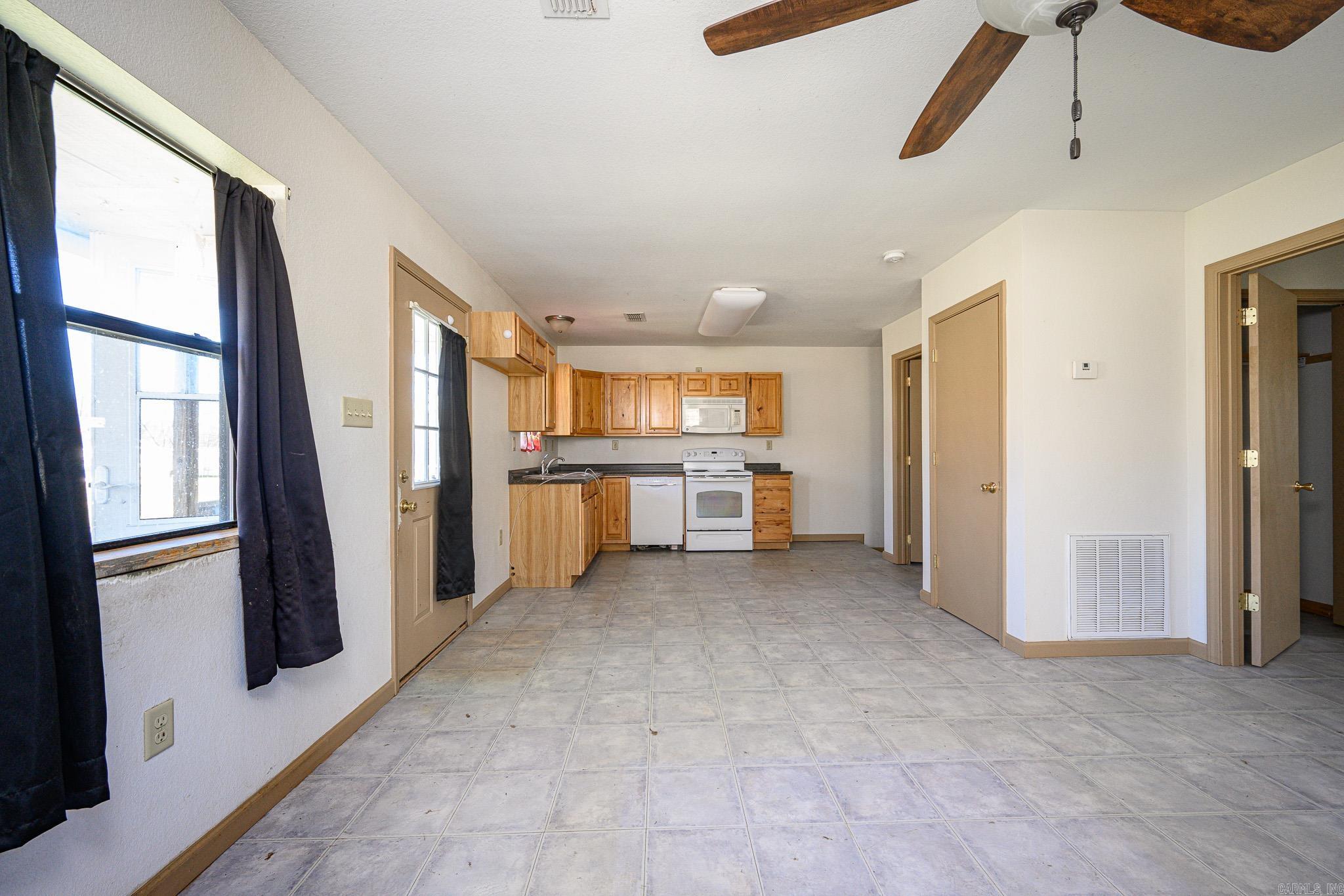 MENA ORIGINAL - Residential