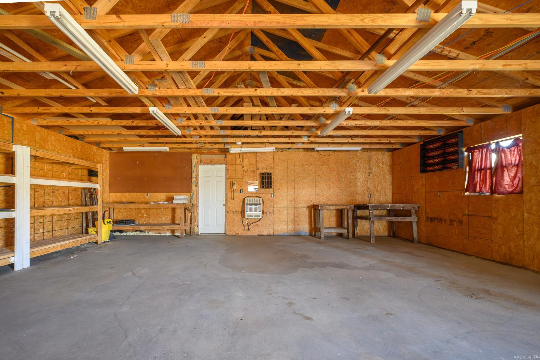 MENA ORIGINAL - Residential