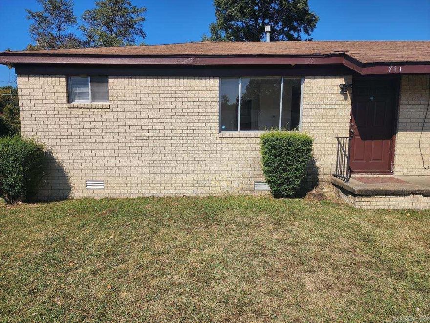 This cozy space features a gas cook stove and refrigerator in the kitchen, perfect for whipping up your favorite meals. The apartment also boasts a spacious yard, ideal for enjoying the outdoors or hosting a small gathering. With its convenient location and practical amenities, this apartment is the perfect place to call home. Contact us today to schedule a tour and see for yourself all that this lovely apartment has to offer. Section 8 approved. All Prime Realty and Property Management residents are enrolled in the Resident Benefits Package (RBP) for $50.00/month which includes liability insurance, credit building to help boost the resident’s credit score with timely rent payments, up to $1M Identity Theft Protection, HVAC air filter delivery (for applicable properties), move-in concierge service making utility connection and home service setup a breeze during your move-in, our best-in-class resident rewards program, on-demand pest control, and much more! More details upon application.