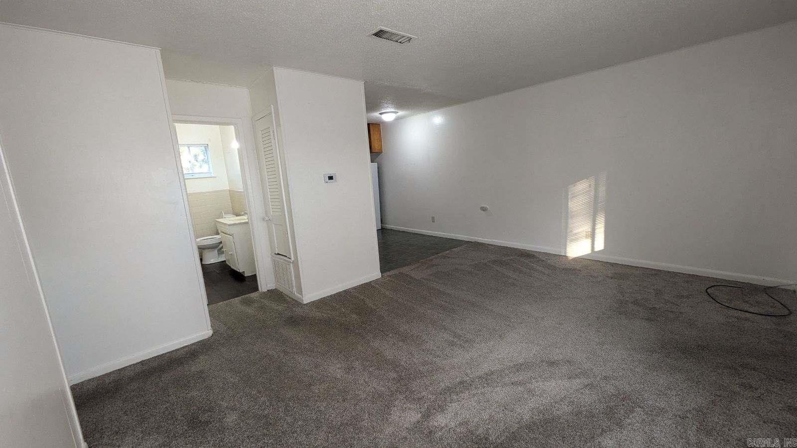 Duprees East Jack - Residential Lease