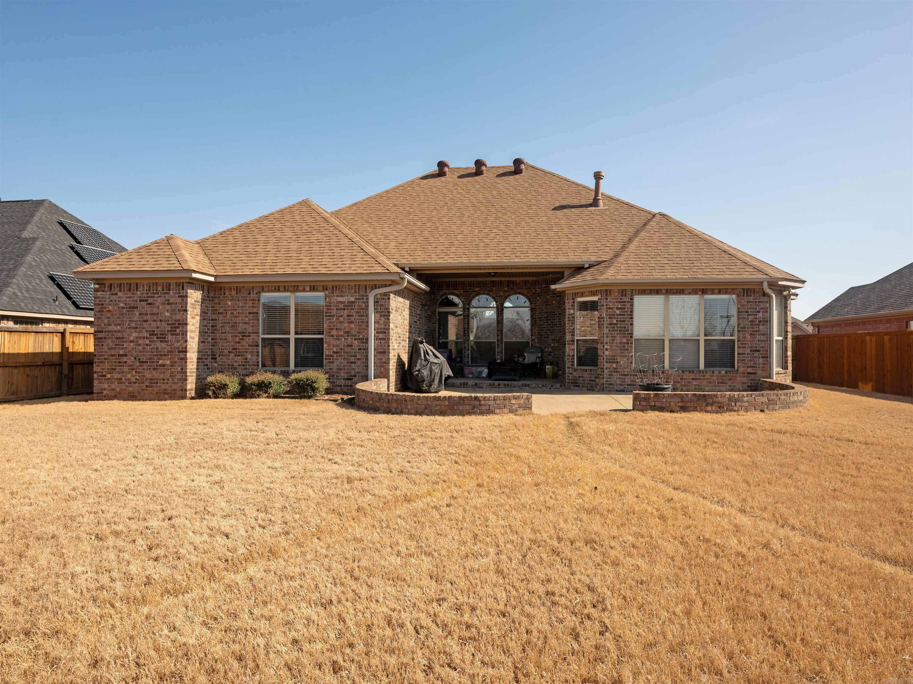 COUNTRY CLUB OF AR-QUARTERS ADDN - Residential