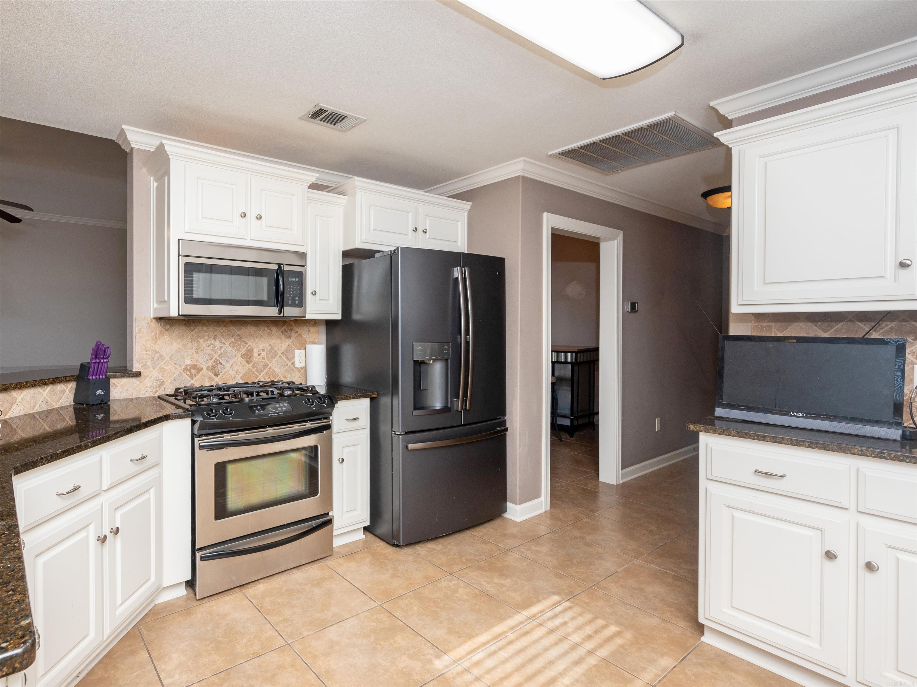 COUNTRY CLUB OF AR-QUARTERS ADDN - Residential