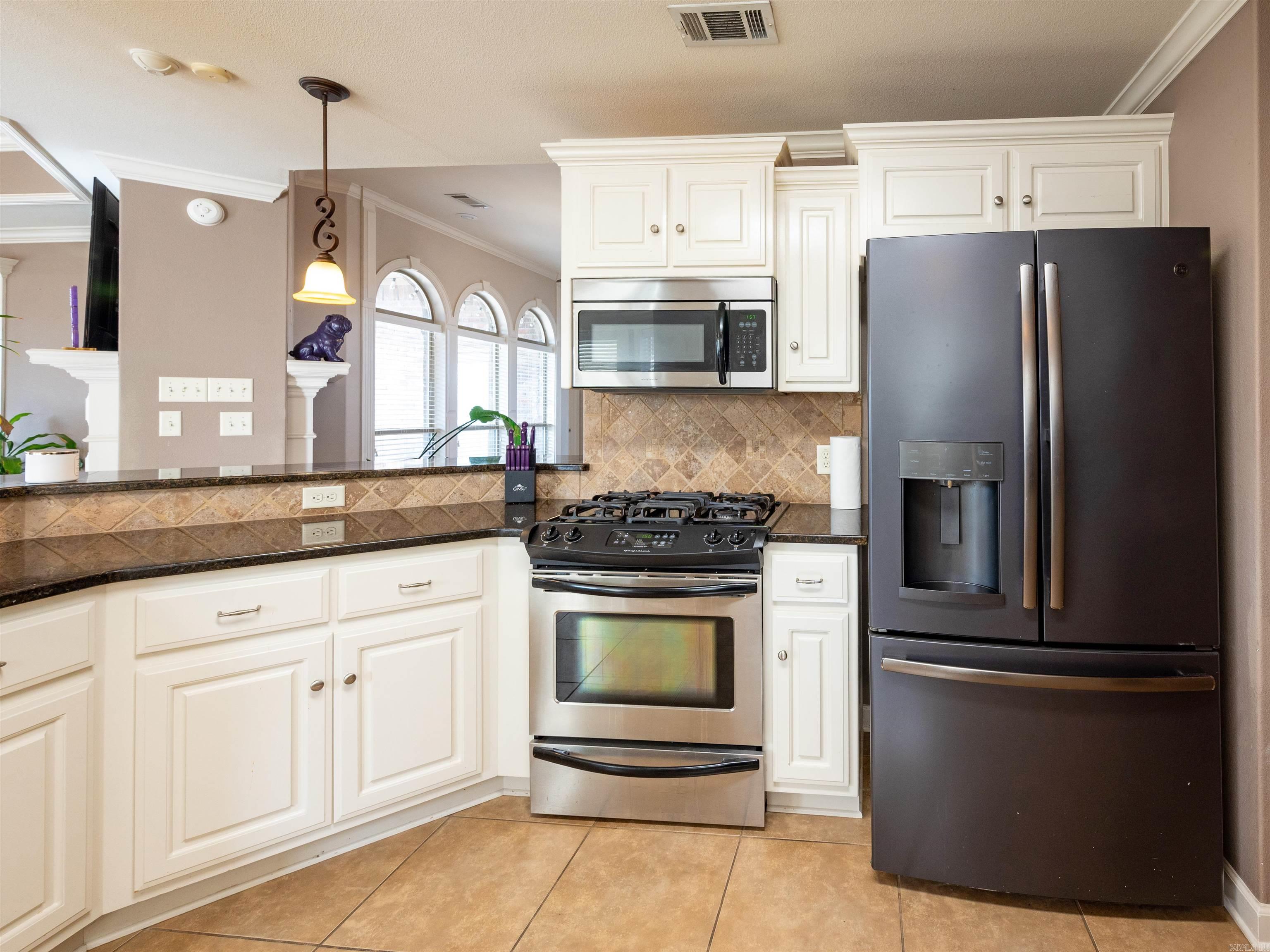 COUNTRY CLUB OF AR-QUARTERS ADDN - Residential