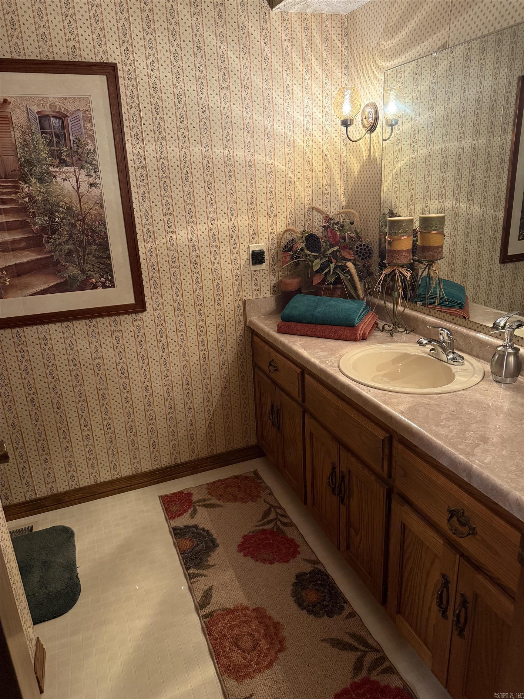 CHELSEA GLADE - Residential