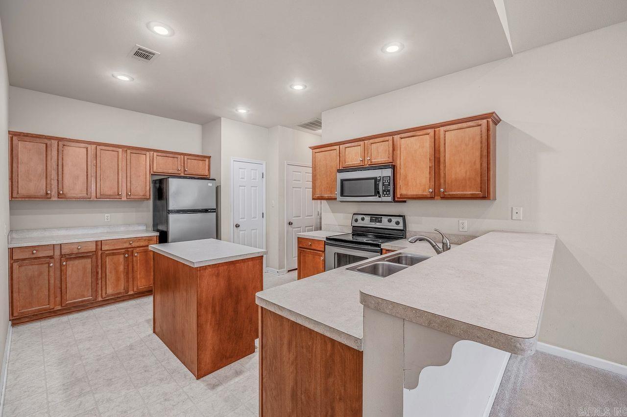 MOUNTAIN TERRACE ESTATES TOWNHOM - Residential